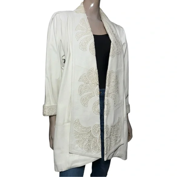 Toppolino Vintage Women’s Size S White Embroidered Open Leather Jacket